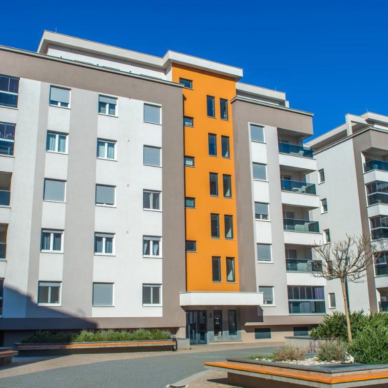 Oasis Luxe Apartment - Three-Bedroom Deluxe Apartment - 5