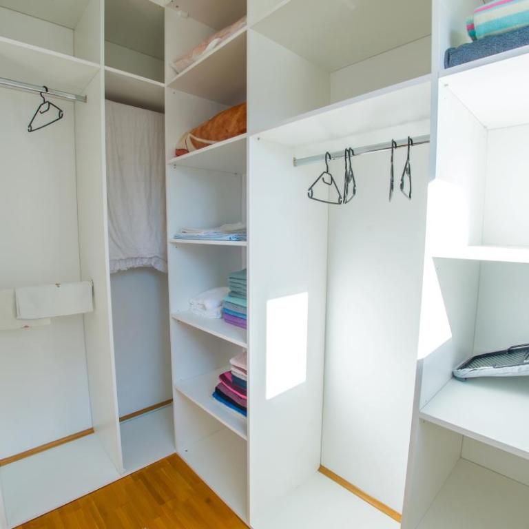 Oasis Luxe Apartment - Three-Bedroom Deluxe Apartment - 13