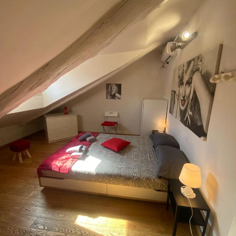 Casa Breton - One-Bedroom Apartment - 14