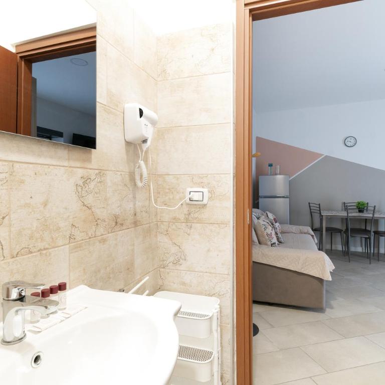 GuestHost - Cozy Ground-Floor Apartment in Affori - Appartamento con 1 Camera da Letto - 15