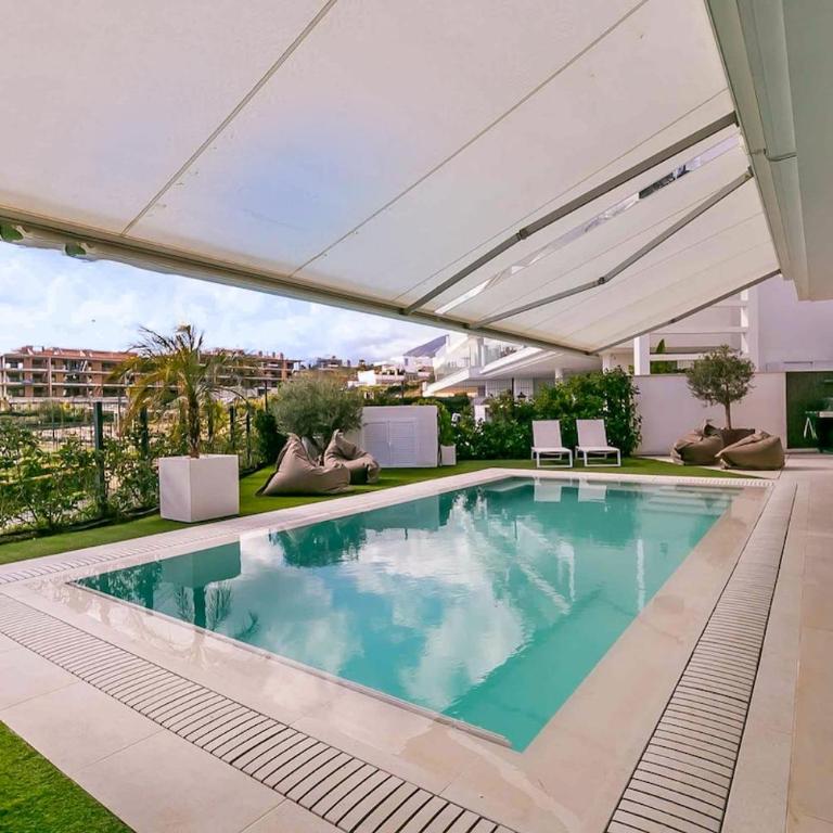 131 - Luxury Apartment with Private Pool and Views, El Higueron - Apartamento de 3 dormitorios - 42