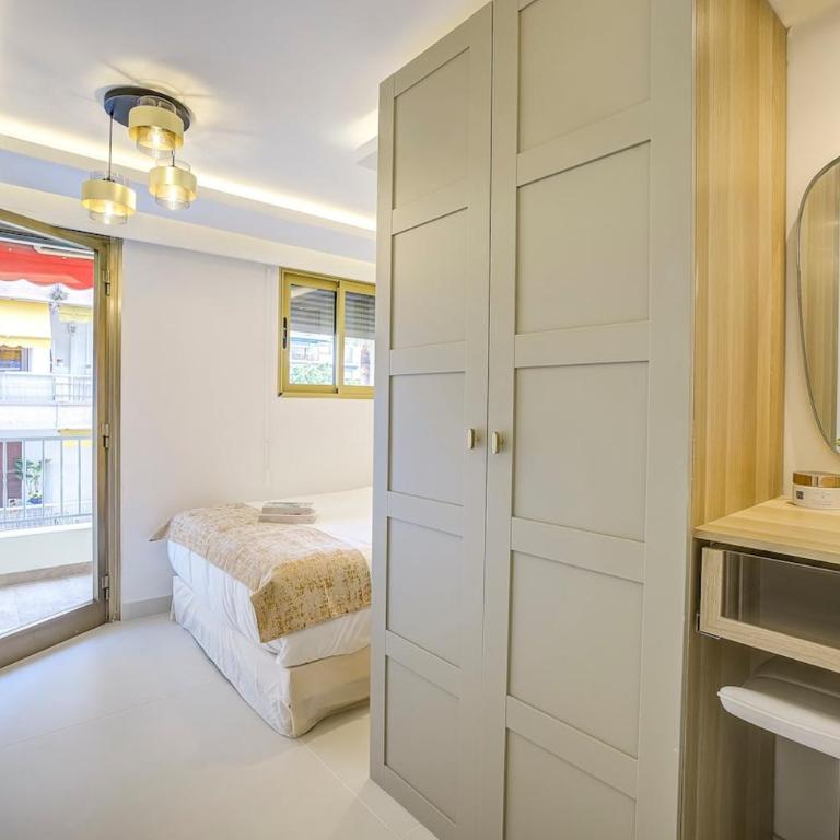 Luxe Azure Escape I Collection - Two-Bedroom Apartment - 29