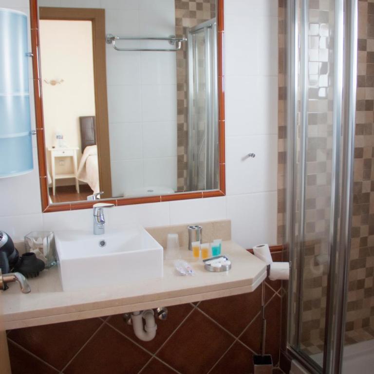 H Rincón de Diego - Habitación Doble con vistas al mar - 21