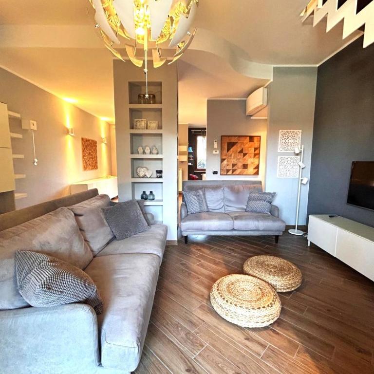 Casa Magenta Giardino Privato e Piscina nel Borgo - Appartamento - 9