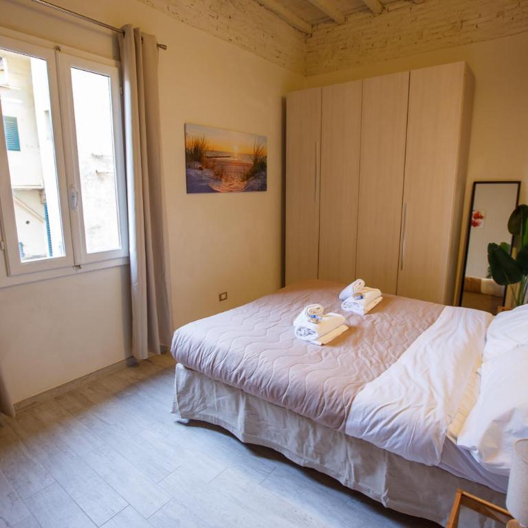Stazione Rivadarno Guest House - Two-Bedroom Apartment - 19