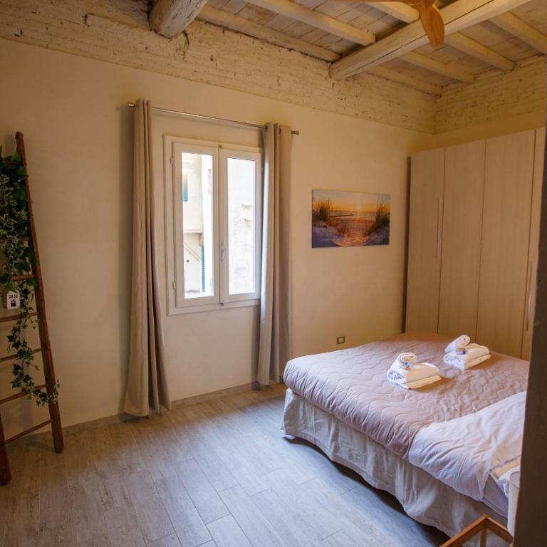 Stazione Rivadarno Guest House - Two-Bedroom Apartment - 13