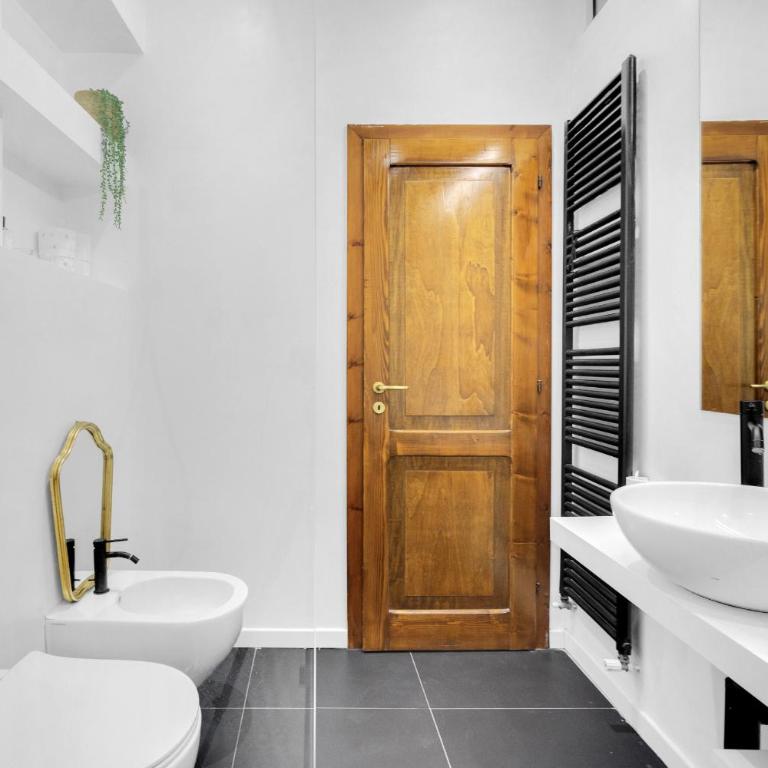 Bright Design House in the Heart of Bologna - Appartamento con 2 Camere da Letto - 27
