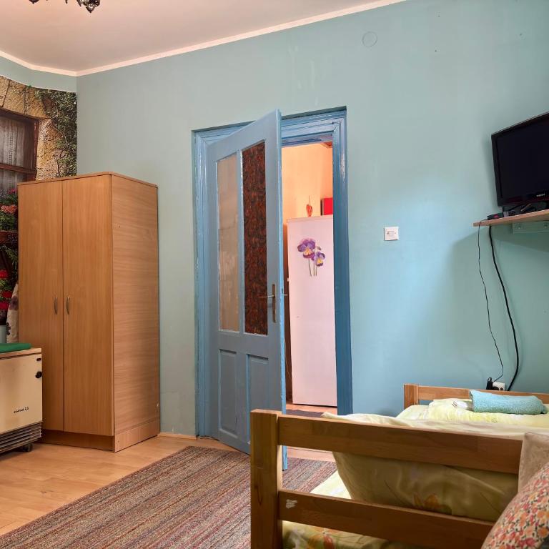 HI Youth and Business Apartments - Standardni Apartman - 4