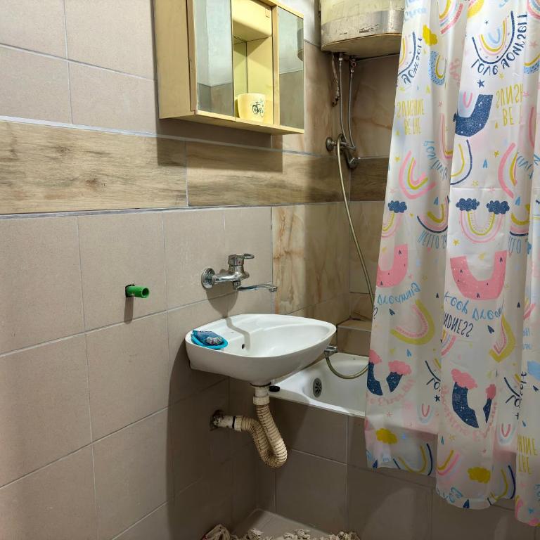 HI Youth and Business Apartments - Standardni Apartman - 15