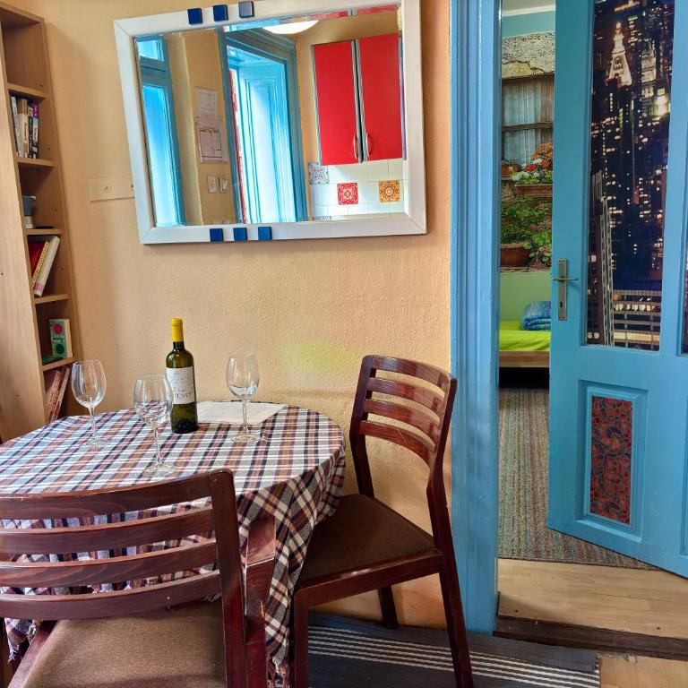 HI Youth and Business Apartments - Standardni Apartman - 12