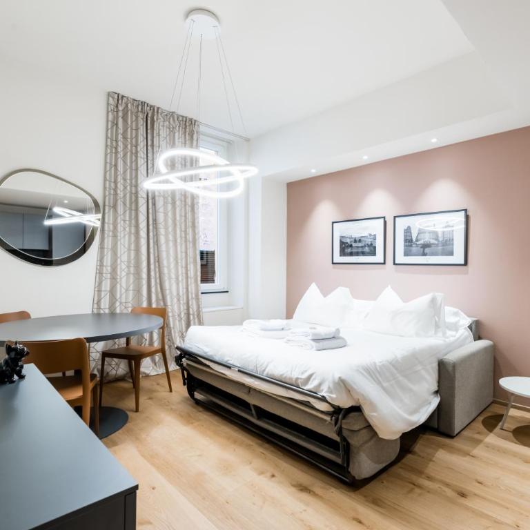 OldTown Chic Apartment between Aquarium and Metro - Appartamento con 2 Camere da Letto - 13