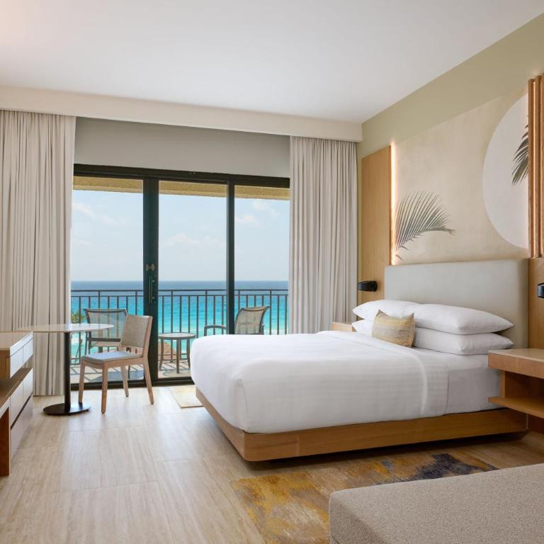Marriott Cancun, An All-Inclusive Resort - Ocean Front View Room - 1