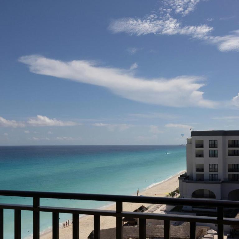 Marriott Cancun, An All-Inclusive Resort - Ocean View Room - 5