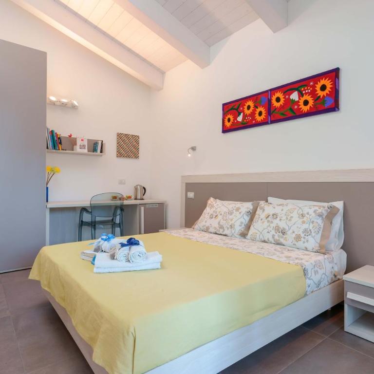Pixel b&b - Double or Twin Room with Private Bathroom - 6