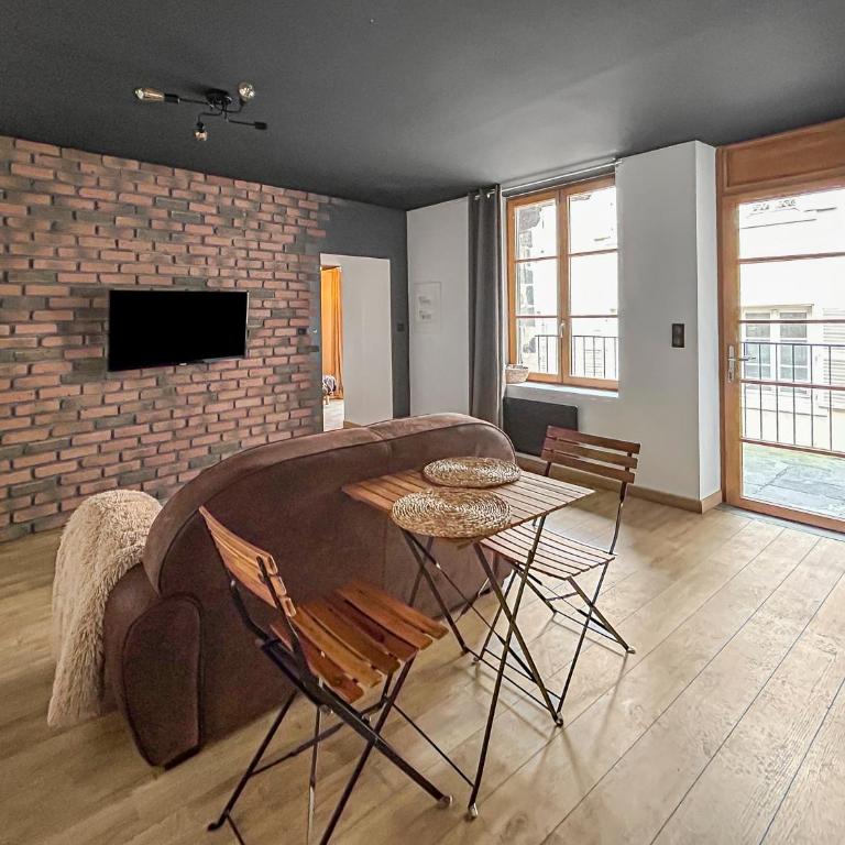 Suite Zen & jacuzzi - Une parenthèse de détente Nouveau! DAY USE! - Appartement 1 Chambre - 4