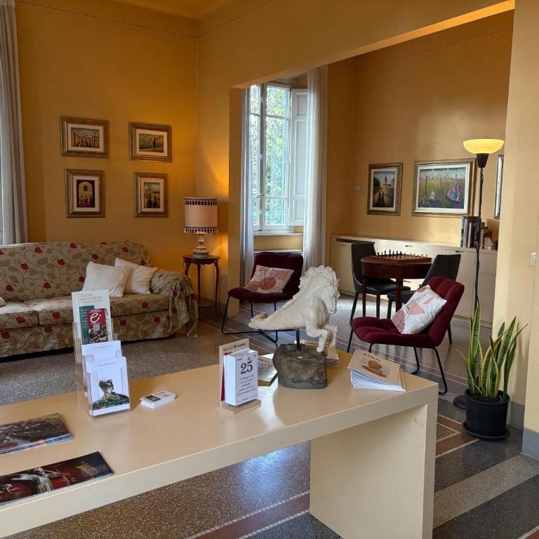 B&B Villa Agnese Lucca - Camera Matrimoniale con Letto Supplementare - 35