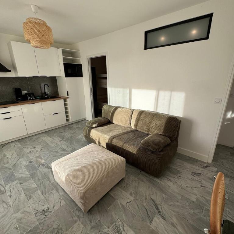 T3 Rénové vu Port Clim et Wifi - Appartement 2 Chambres - 2