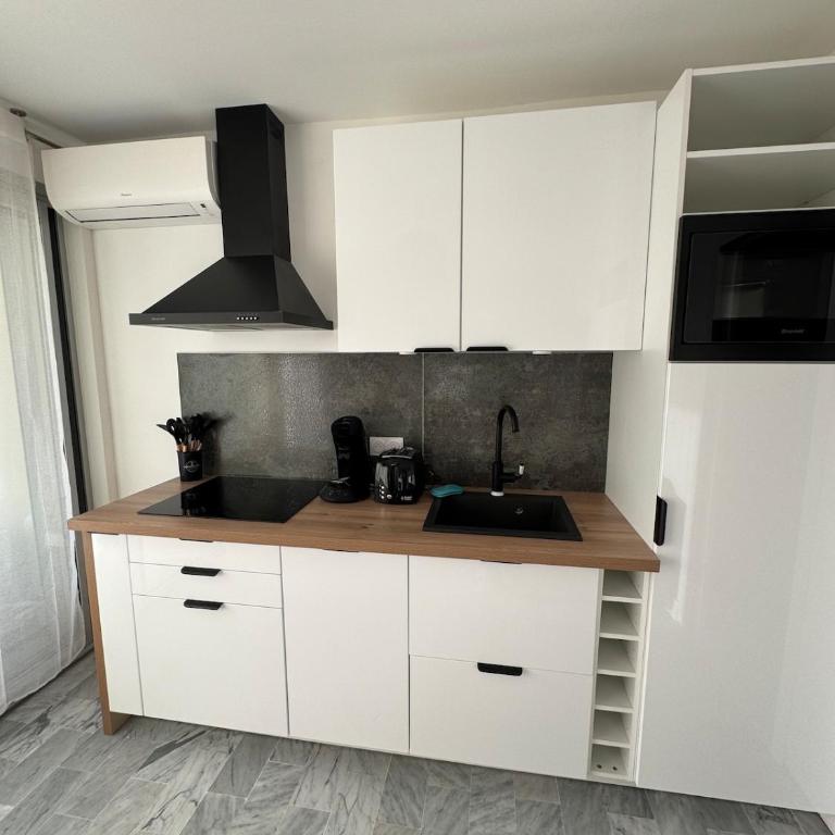 T3 Rénové vu Port Clim et Wifi - Appartement 2 Chambres - 9