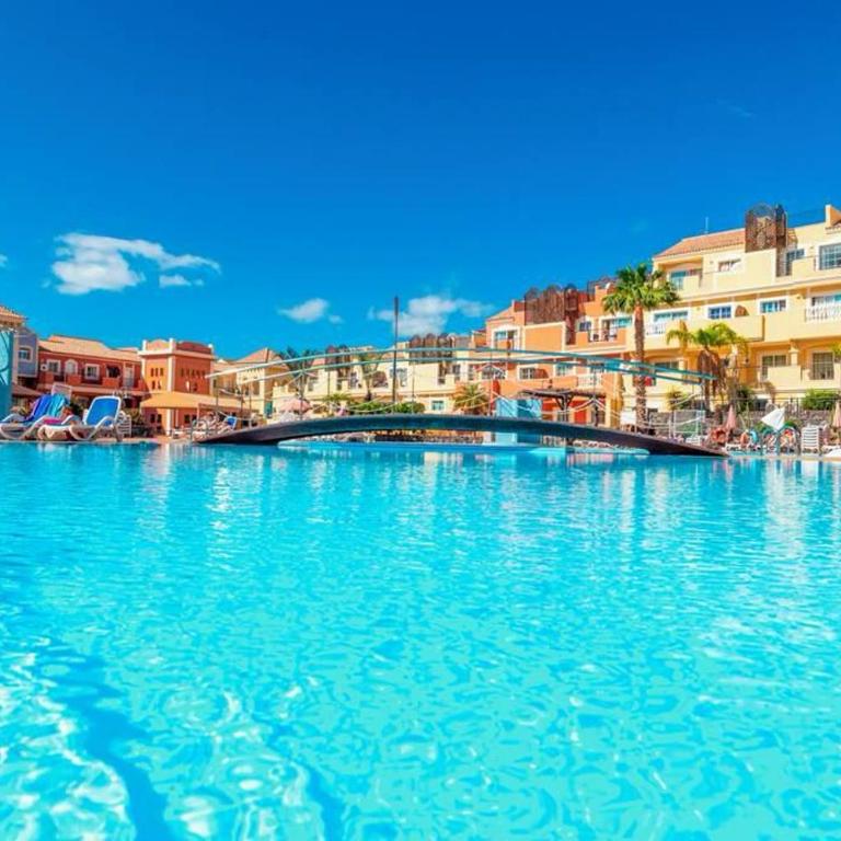Prime Las Americas Getaway - Apartment with Huge Private Terrace & Pool Access - Apartamento de 1 dormitorio con balcón y vistas al mar - 1