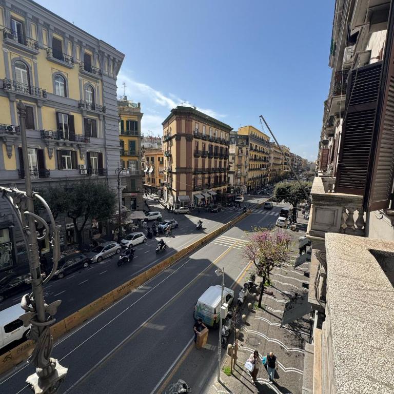 Adaram Suites - Camera King con Vasca Idromassaggio - 5
