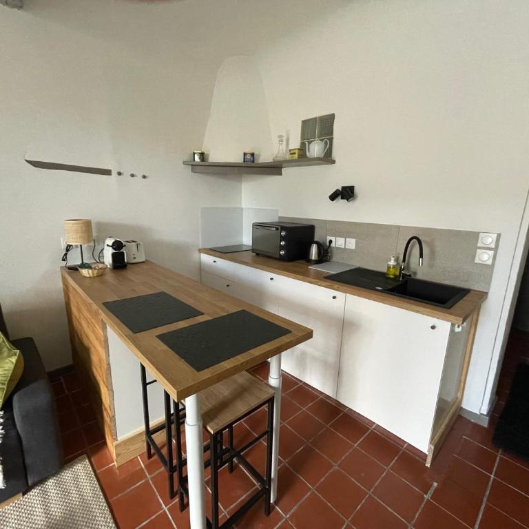 Studio avec balcon sur cour - Appartement 1 Chambre - 12