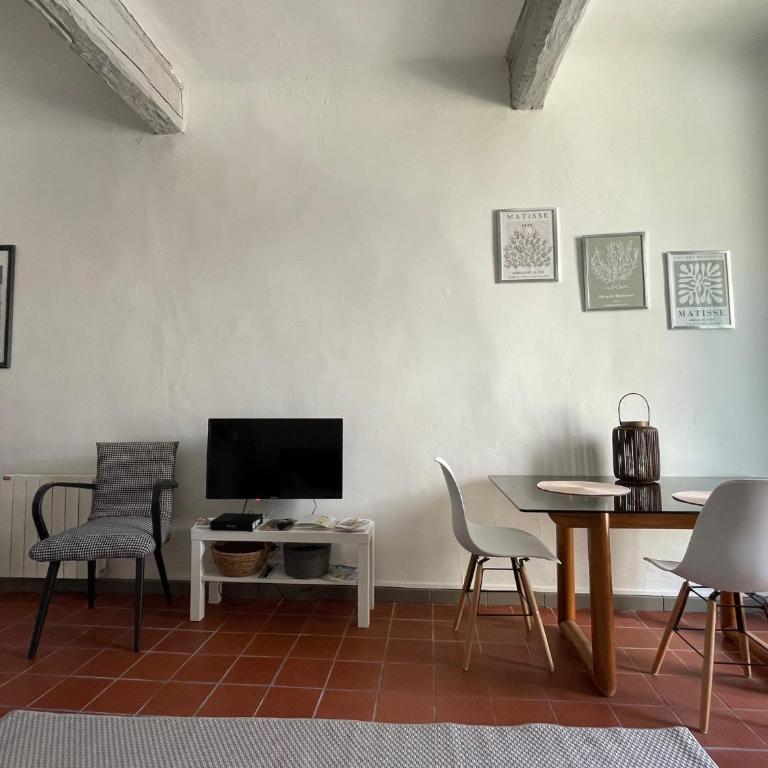 Studio avec balcon sur cour - Appartement 1 Chambre - 7