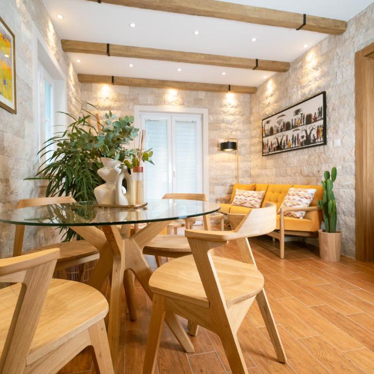 42° North Apartments - Apartment with Garden View - 8
