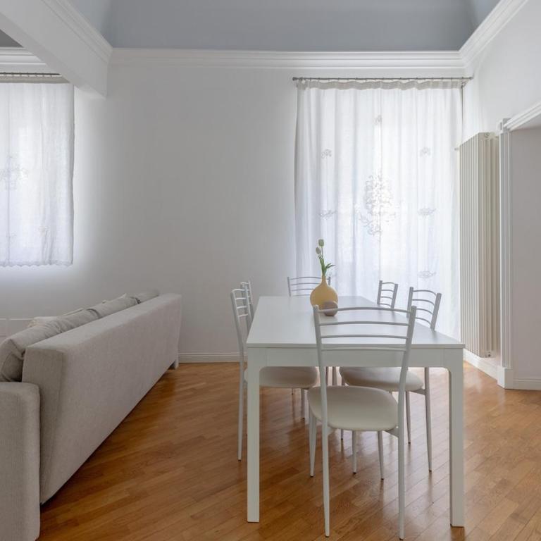 VE Apartment by My Temporary Home - Two-Bedroom Apartment - 3