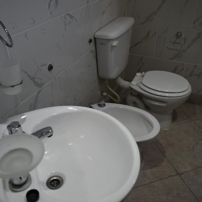 Raíces Hospedaje - Habitación Cuádruple Deluxe - 3