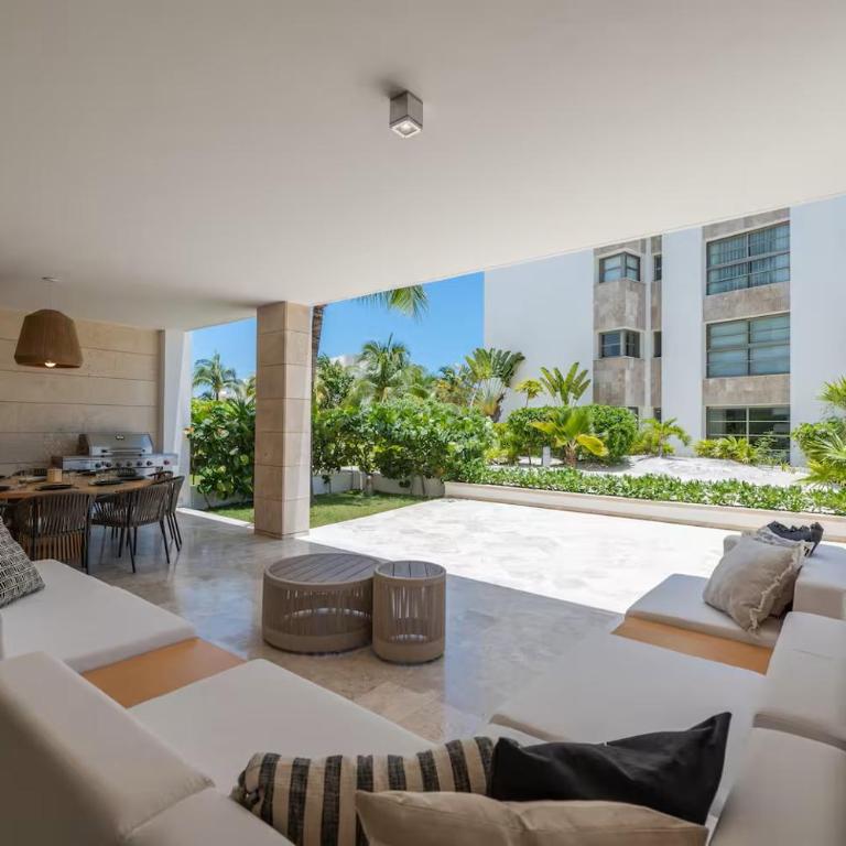 La Amada Residences Private Beach Getaway with Pools & Gym - Three-Bedroom Apartment - 2