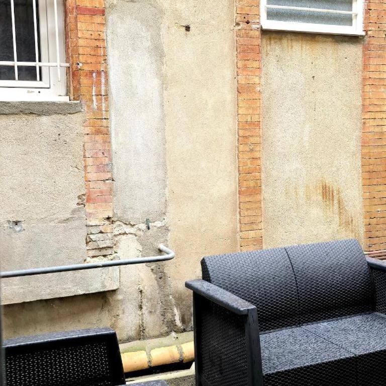 Tour Ouest - T2 entre Cité Médiévale et Bastide - Apartment mit 1 Schlafzimmer und Terrasse - 33