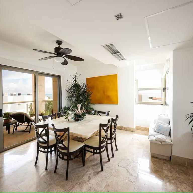 La Amada Residences Private Beach Getaway with Pools & Gym - Three-Bedroom Standard Apartment - 4