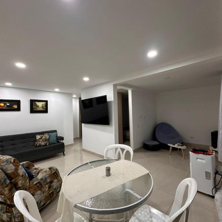 apartamento amoblado Cali Colombia - Two-Bedroom Apartment - 8