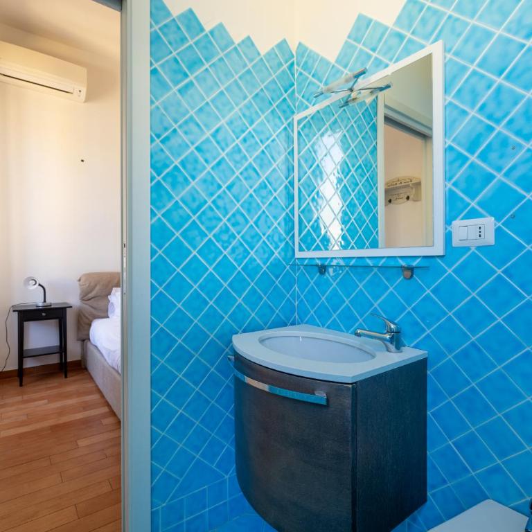 Emanuele Filiberto - Vivora Srl - Appartamento con 2 Camere da Letto - 13