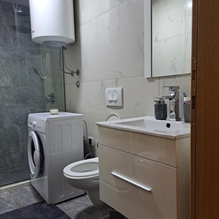 TiN Apartment - One-Bedroom Apartment - 7