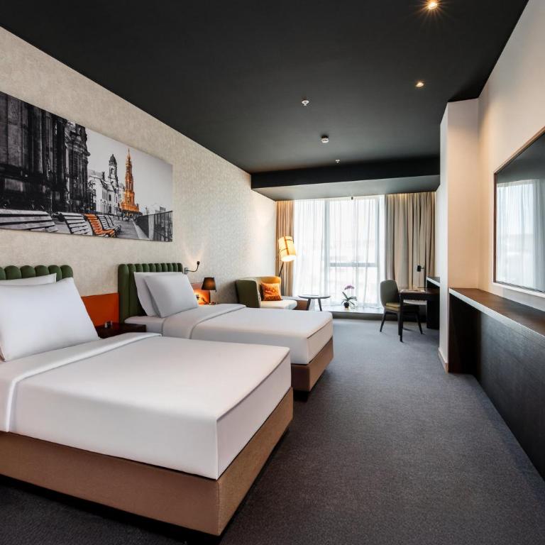 Crowne Plaza Podgorica by IHG - Premium Twin Room - Extra Space - 5