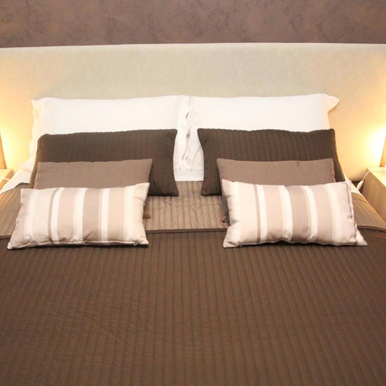 Dormi a Roma - Chambre Double Supérieure avec Salle de Bains Privative - 4