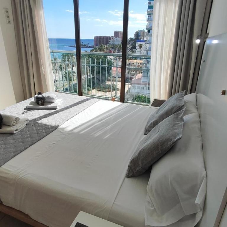 Apt 1st line with wonderful sea views - One-Bedroom Apartment - 4