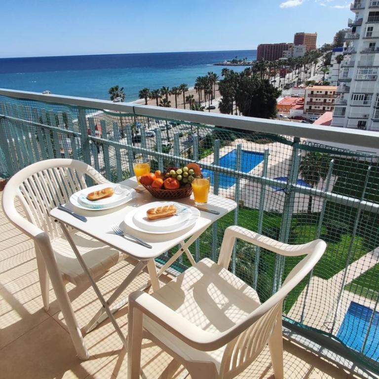 Apt 1st line with wonderful sea views - One-Bedroom Apartment - 12
