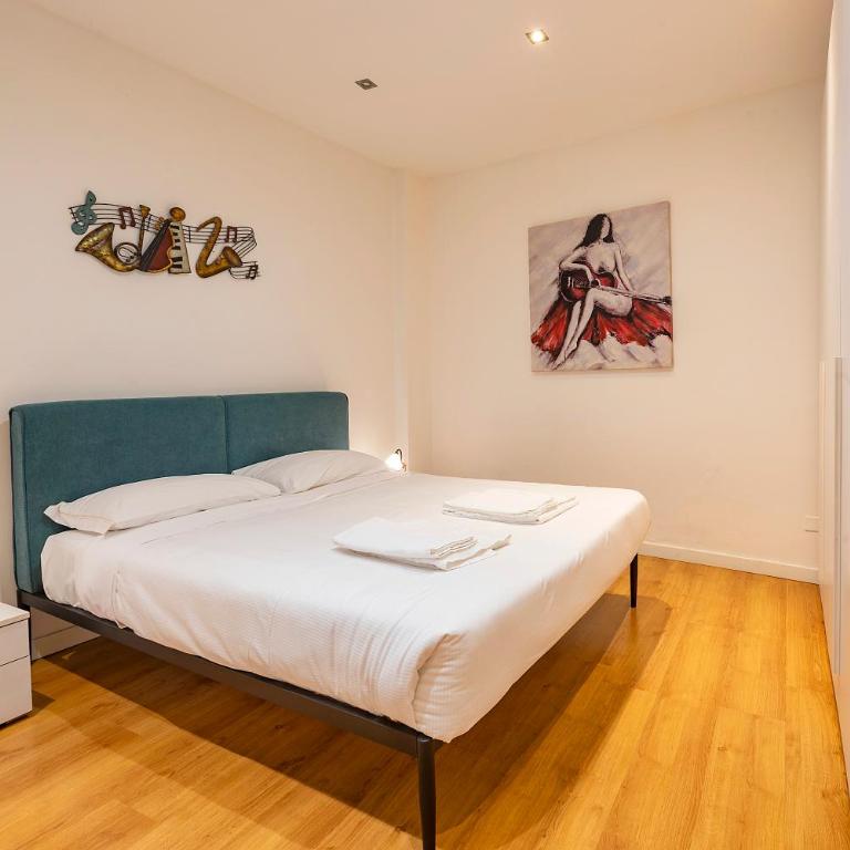 Italianflat - Arena by side, old town - Apartment - 26