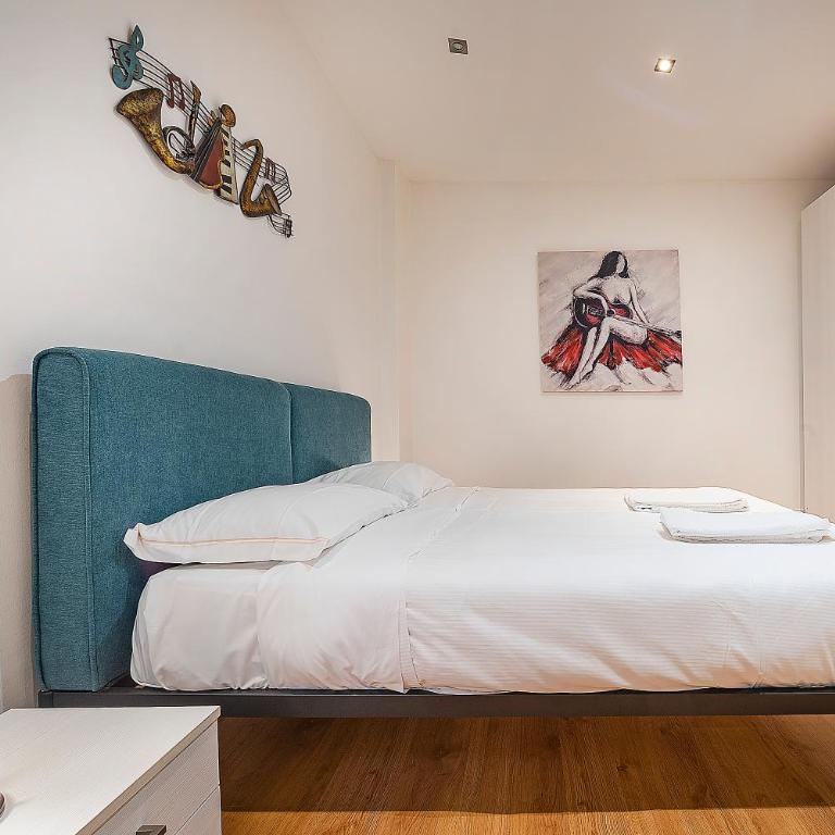 Italianflat - Arena by side, old town - Apartment - 33