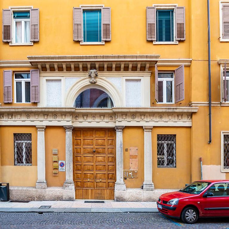 Italianflat - Arena by side, old town - Apartment - 35