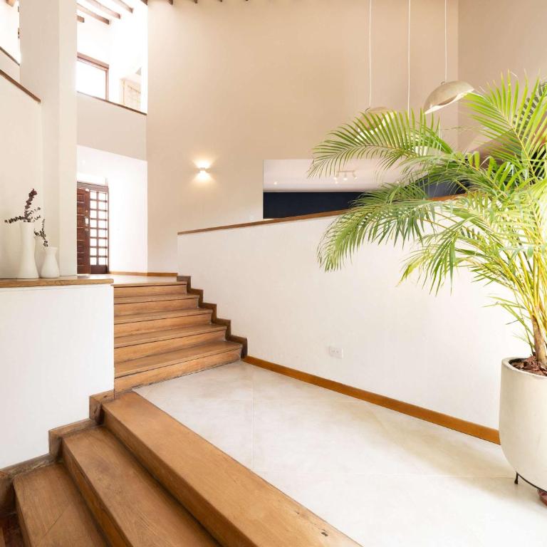 Marvelous 5BR home with Jacuzzi in El Poblado - Casa - 16