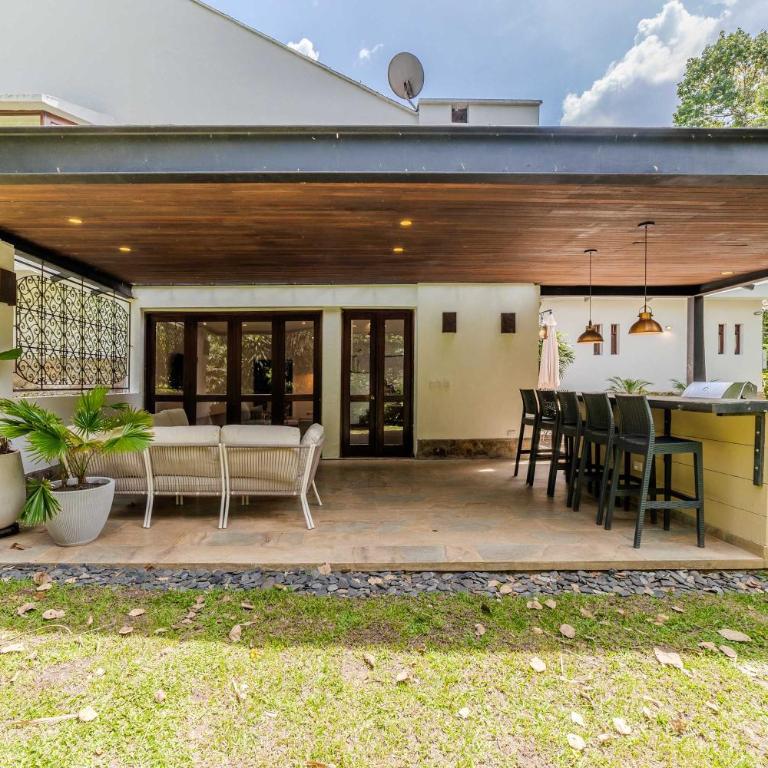 Marvelous 5BR home with Jacuzzi in El Poblado - Casa - 24