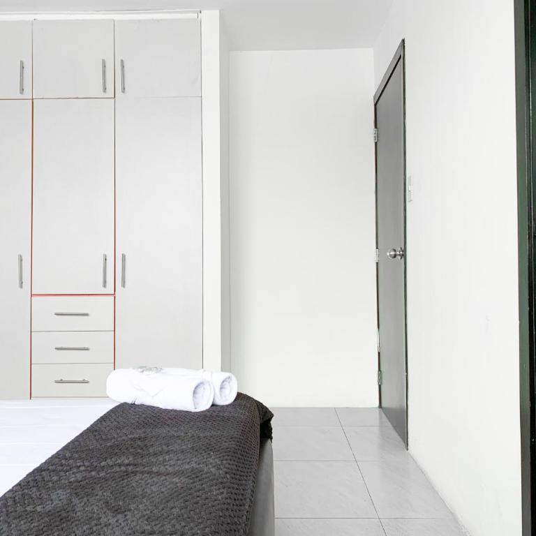 Villa Familiar privada, 5 dormitorios, Altos del rio - Villa - 60