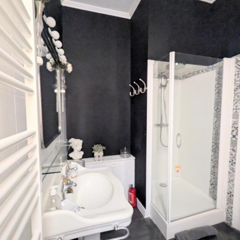 Appartement 3 chambres vue sur la Garonne - Apartment mit 3 Schlafzimmern - 33