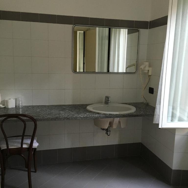 Hotel Boston - Camera Familiare Classic - 7