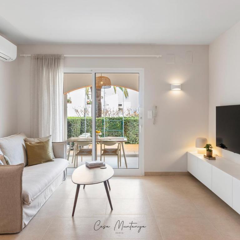 Apartamento de Diseño Reformado con Piscina y Jardín - Apartamento de 1 dormitorio - 33
