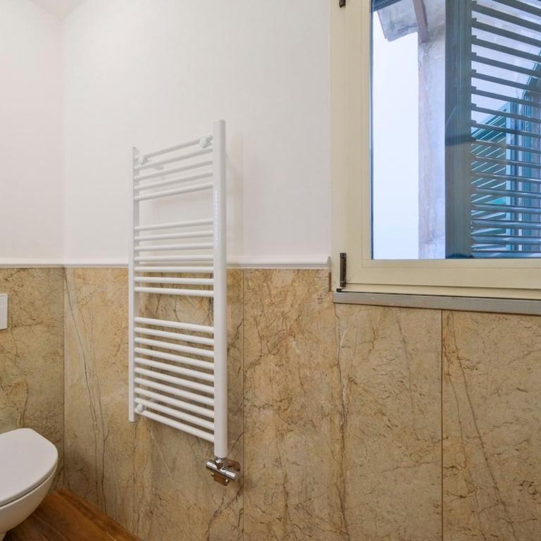 Duomo Exclusive Apartment - Appartamento con 2 Camere da Letto - 12