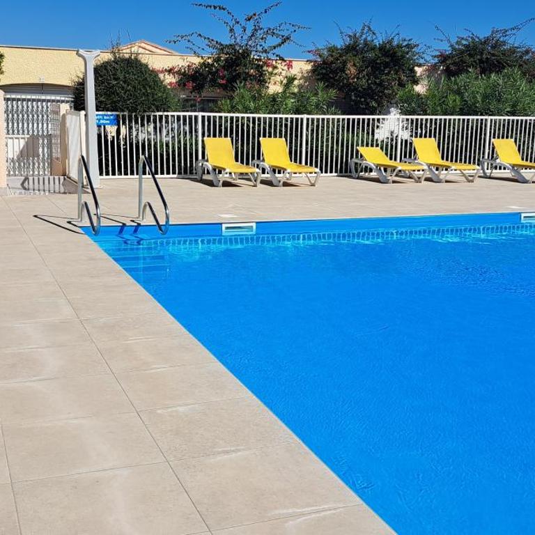 vue mer exceptionnelle studio 4 couchages piscine parking libre jusqu'au 10 juillet - Studio - 59